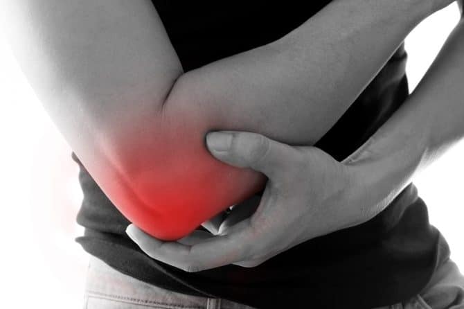 Fisioterapia e Tennis: Prevenzione e Trattamento degli Infortuni